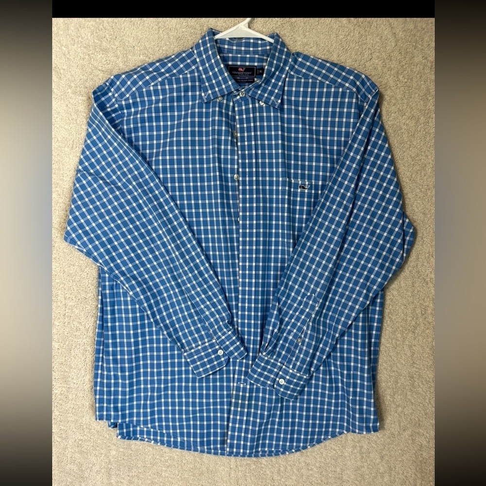 Vineyard Vines Blue and White Casual Button Down Shirt NWOT
